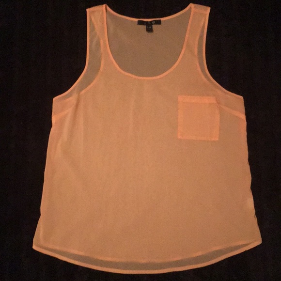 Assortment of pink tops! - Picture 2 of 6